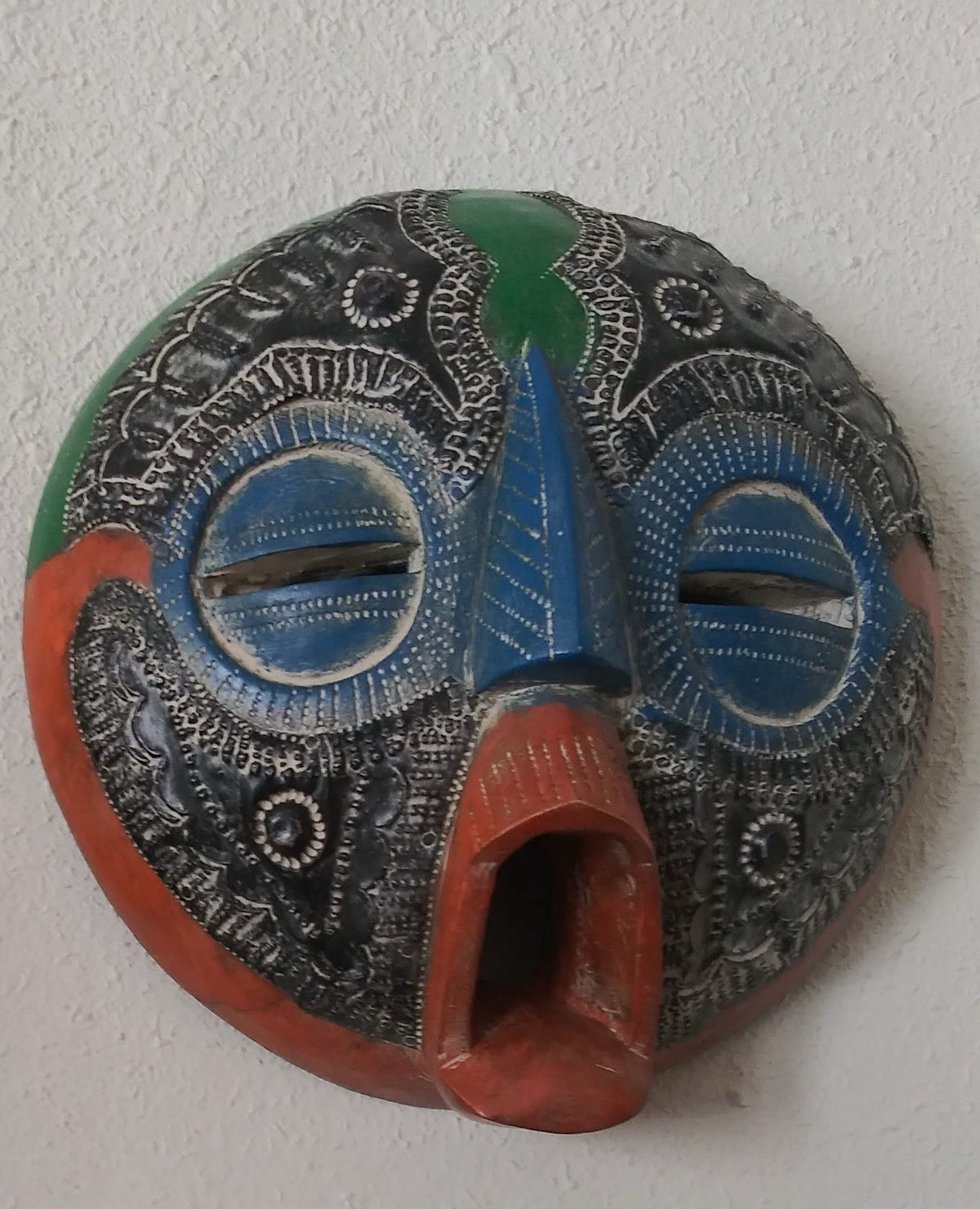 Round Lovers Mask