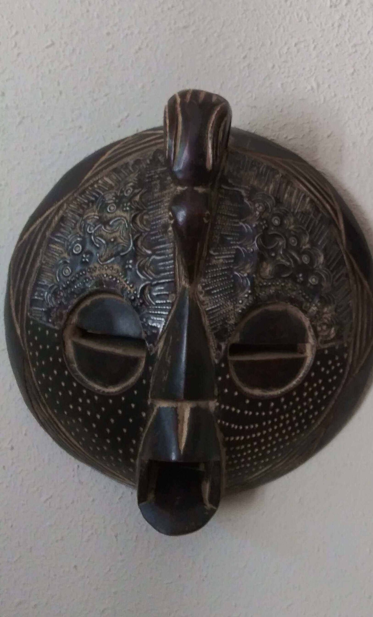 Round Lovers Mask