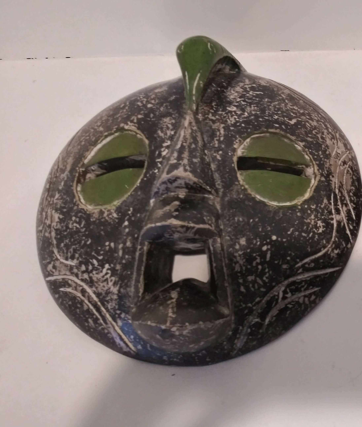 round large mask.