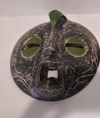 round large mask.